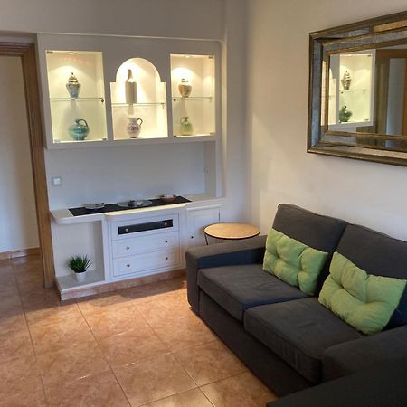 Luninoso Y Practico Apartamento En El Centro Con Amplio Parking Incluido Гранада Экстерьер фото