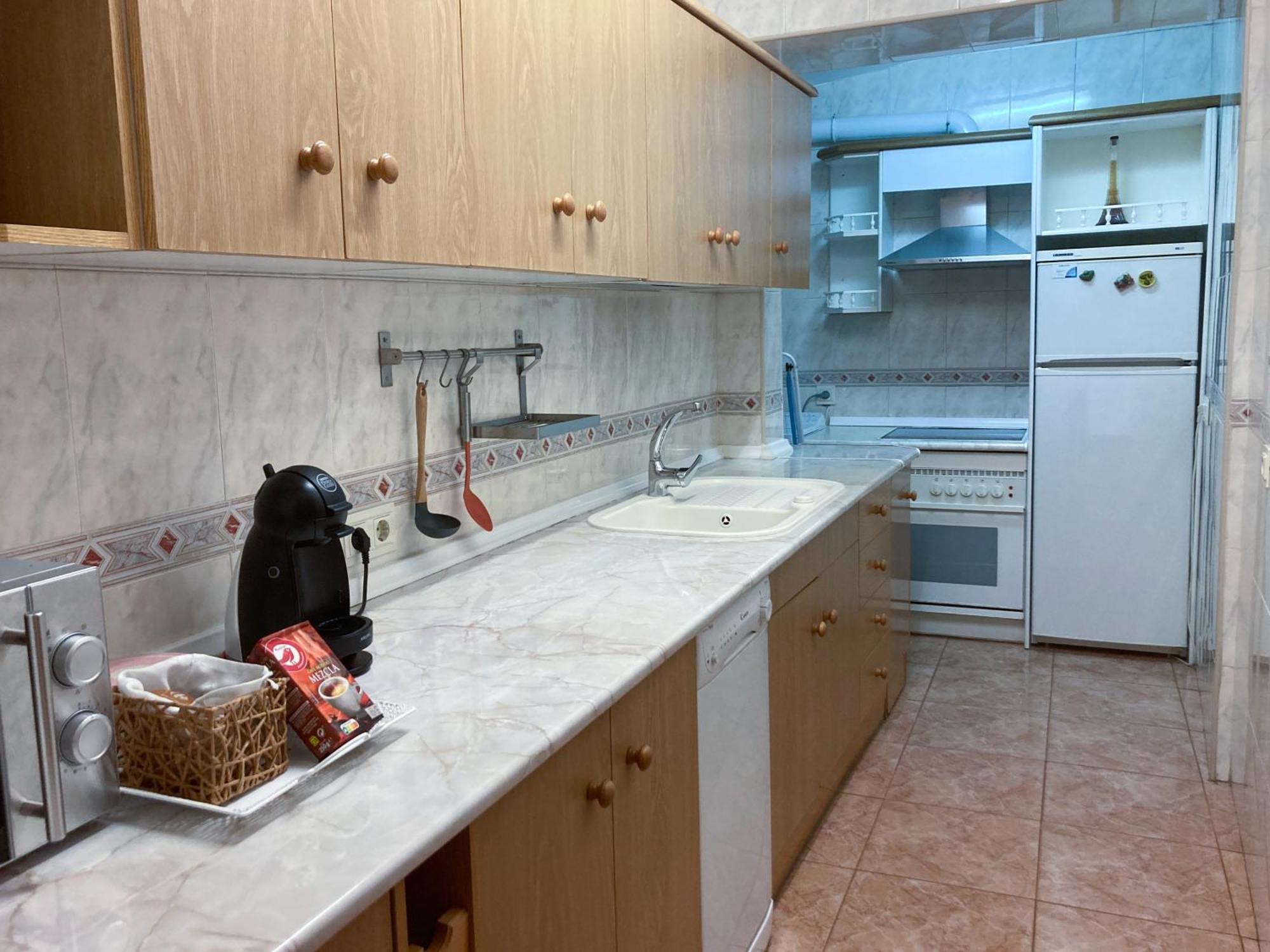 Luninoso Y Practico Apartamento En El Centro Con Amplio Parking Incluido Гранада Экстерьер фото